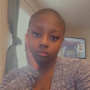 Meet your Posher, Precious